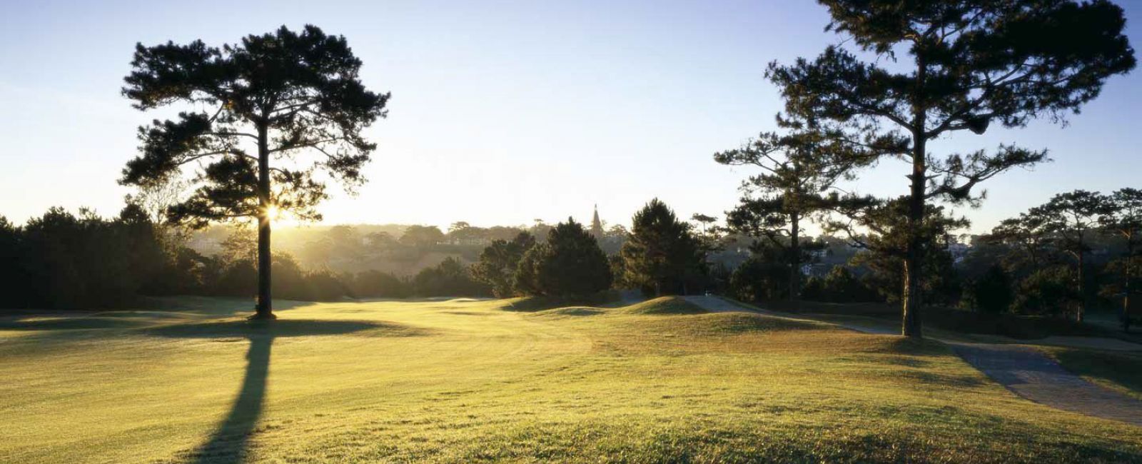 Dalat Stay And Play 3 Days 2 Nights 2 Rounds – Hotel Du Parc